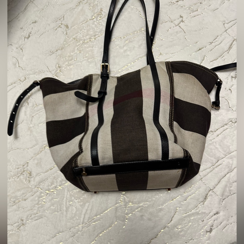 Burberry (Authentic) - image 1